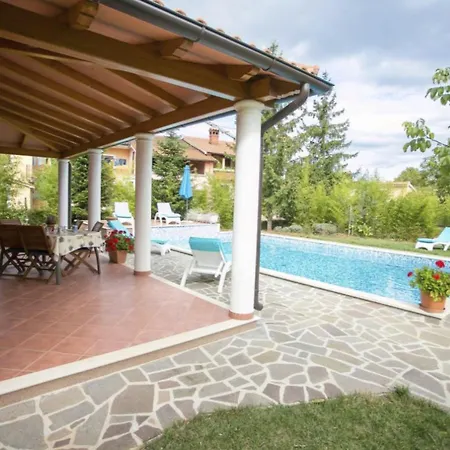 Valmonida By Interhome Сasa de vacaciones Labinci