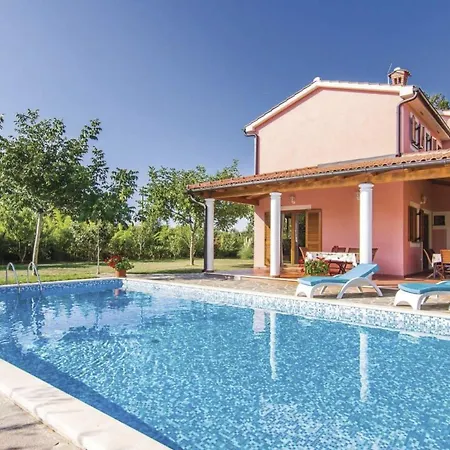 Valmonida By Interhome Labinci