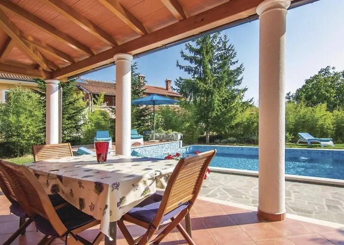 Haus Valmonida By Interhome Labinci