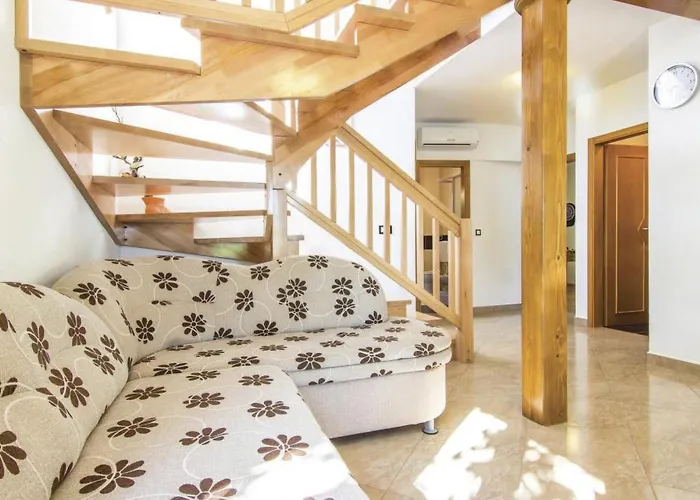 Haus Valmonida By Interhome Vikendica